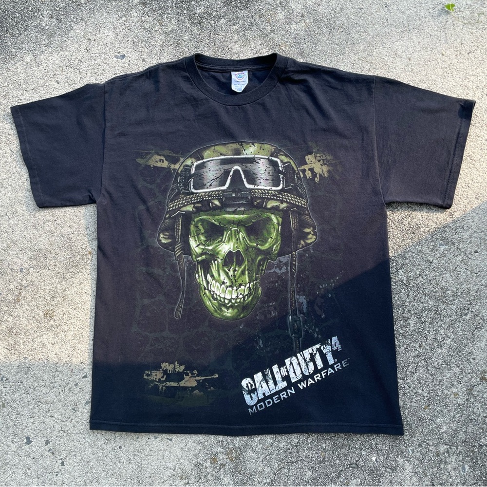 Vintage Rare Call of Duty 4 Modern Warfare Shirt